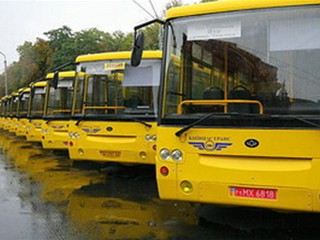 Киевские власти пустили эксперементальный автобус с Троещины до центрального вокзала