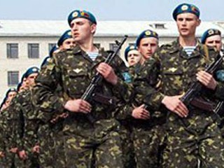 Армии передают сотни тысяч гривен