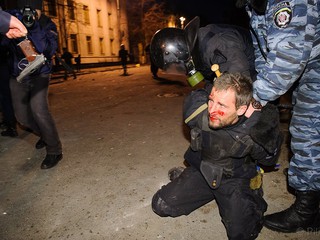 Сергей Бойко руководил разгоном Майдана 30 ноября