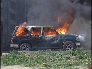 В результате возникшего пожара автомобиль получил значительные повреждения