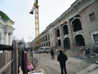 Киевсовет разорвал договор аренды земли, на которой находится Гостиный двор