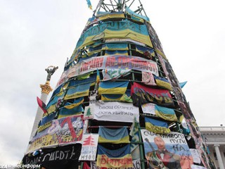 На Майдане могут посадить живое дерево