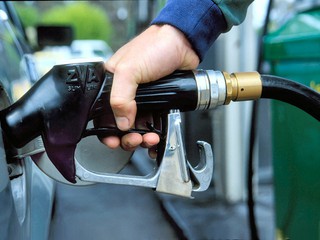 Ожидается повышение цен на бензин приблизительно на 10 процентов