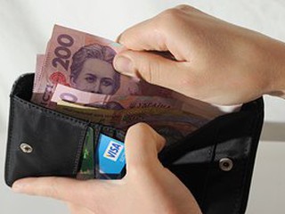 Средняя зарплата в Киеве составила 5564 грн