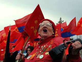 Коммунисты жалеются на националистов
