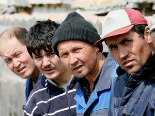 В Киеве задержали группу мигрантов с Азии