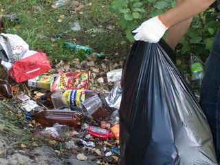Киевпастранс договорился об услугах вывоза мусора с депутатом Киевсовета 