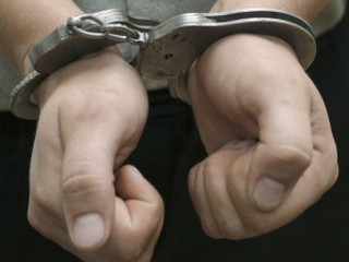 Преступник задержан милицией после того, как украл золото во Владимирском соборе