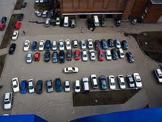 Количество парковочных мест - несоизмеримо с реальным количеством машин