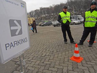 В Киеве нашли 11 теневых парковок