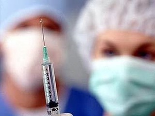 Пока киевлянам стоит отказаться от прививок