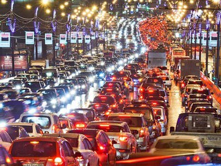 На киевских дорогах образовались значительные пробки