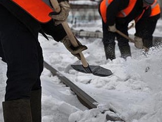 Киевские улицы и дворы убирают более 5500 работников жилищно-эксплуатирующих организаций
