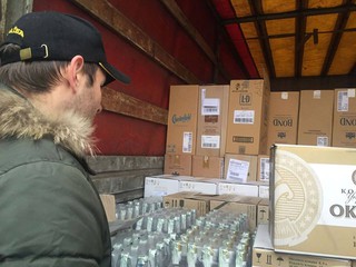 Киевлянин перевозил 768 бутылок шампанского без необходимых документов