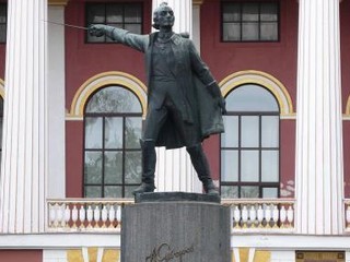 Памятник Александру Суворову снесут