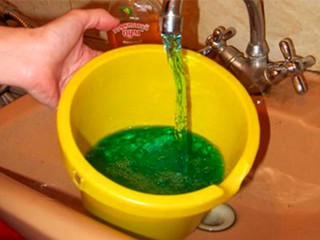 Зелёная вода 