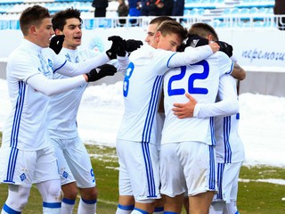 Юноши Динамо порадовали победой