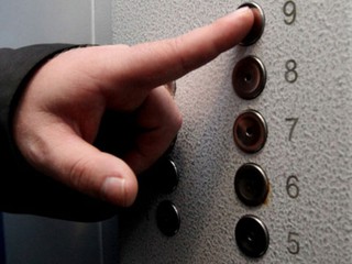 Киеву пообещали ремонт сотни лифтов 