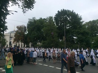 Крёстный ход в центре Киева