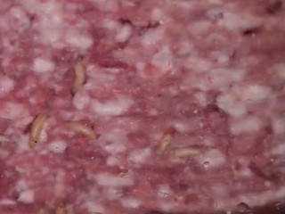 Червивое мясо от АТБ