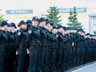 В Киеве уволили 12 полицейских патрульной службы 