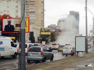 В Киеве прорвало теплотрассу