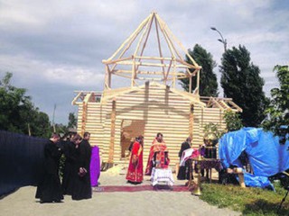 Новая церковь в Новобеличах