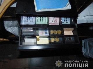 В Киеве инсценировали ограбление магазина