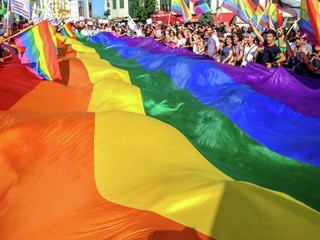 Гей-парад необходимо запретить! 