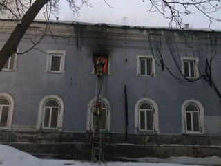 В одном из старых корпусов Киево-Печерской лавры случился пожар