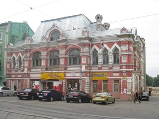 Малая опера в Киеве захвачена рейдерами