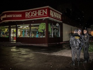 В Киеве атаковали магазин Roshen 