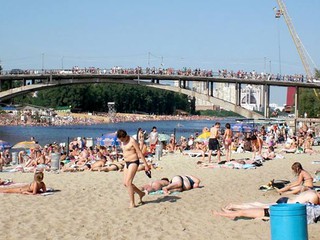 В Киеве запрещают купаться