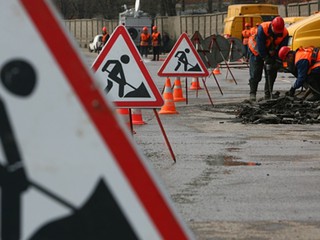 В Киеве обещают ремонтировать дороги