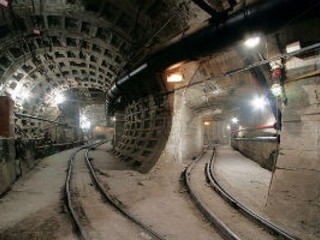 В Киеве обещают строить метро