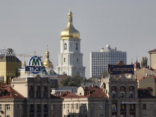 Киеву возвращают землю