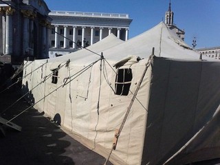Новые палатки на Майдане