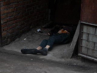 В Шевченковском районе дворник обнаружил тело мужчины
