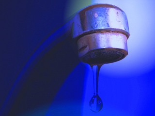 Киевлянам обещают воду без хлору
